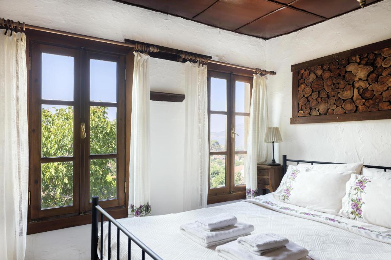 Nikbin Yamac Guest house *