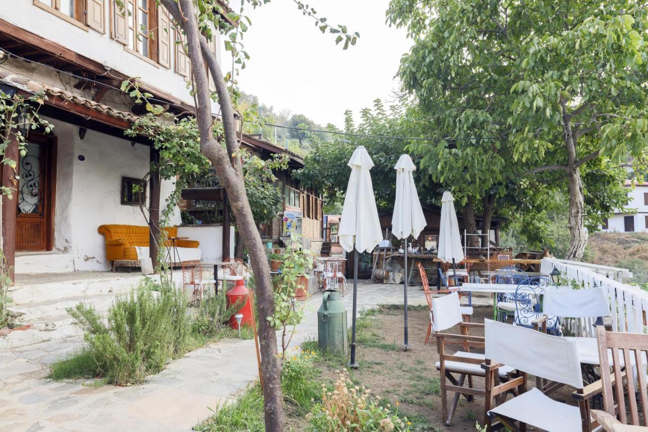 Nikbin Yamac Guest house